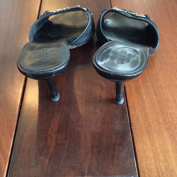 Authentic Gucci shoes - Picture 4 of 4